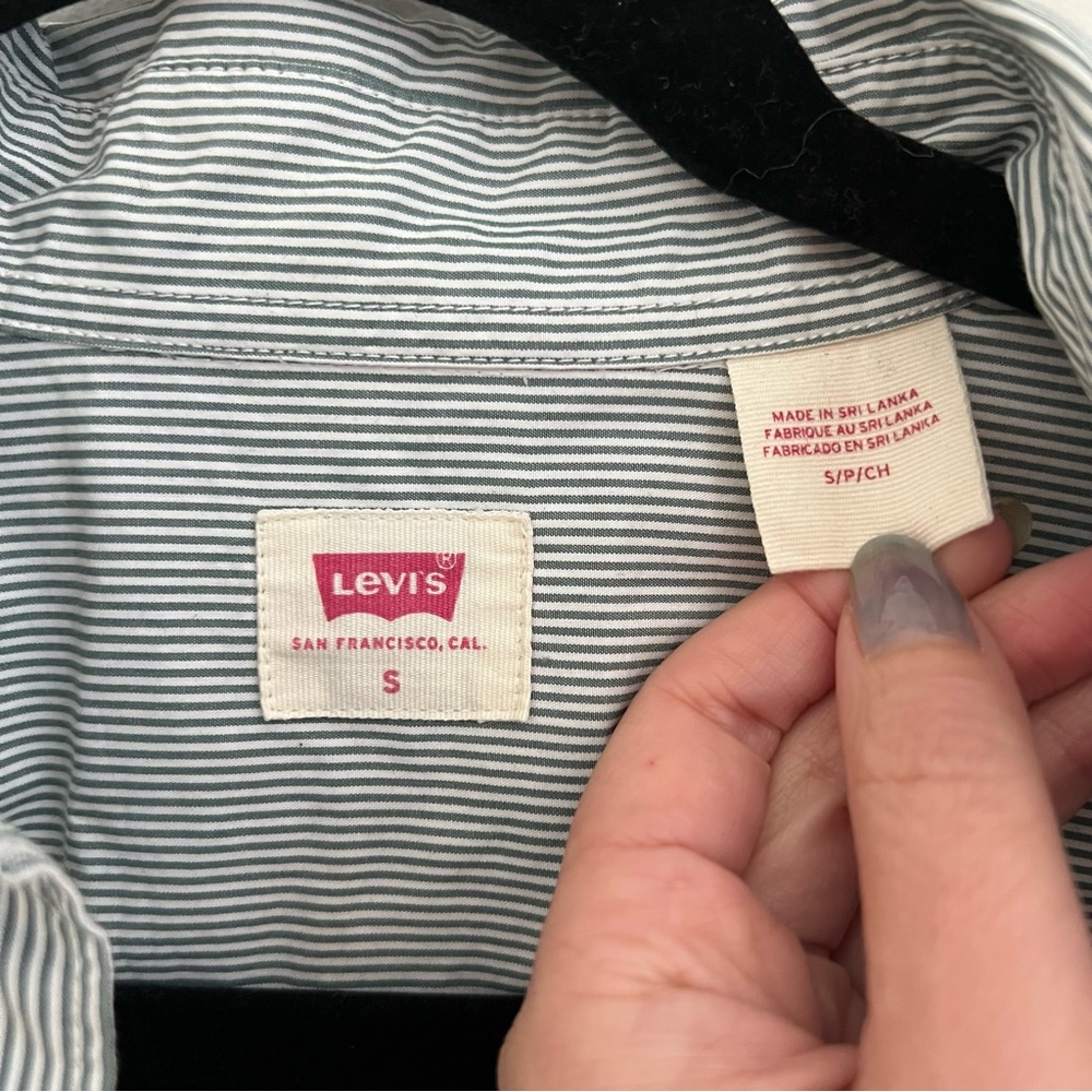 Levi's Striped Button Down Shirt Small - image 8